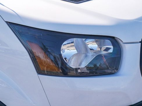 Used 2022 Ford Transit 350 XL image 4