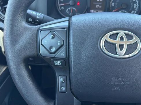 Used 2021 Toyota Tacoma SR AWD/4WD image 19