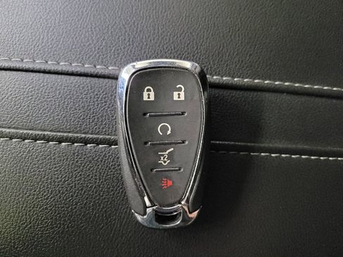 Used 2024 Chevrolet Blazer LT w/ Convenience Package FWD image 32