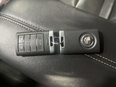Used 2013 Cadillac XTS Luxury w/ Driver Awareness Package AWD/4WD image 33