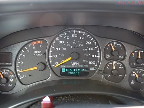 Used 2001 Chevrolet Silverado 2500 LS w/ Off-Road Skid Plate Pkg AWD/4WD image 15