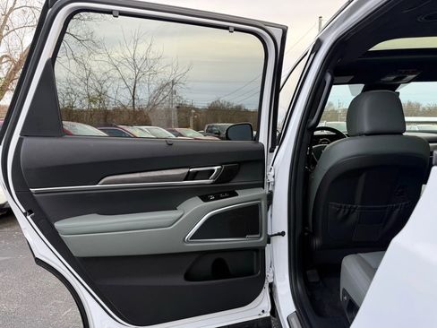 Used 2024 Kia Telluride SX Prestige X-Line image 25
