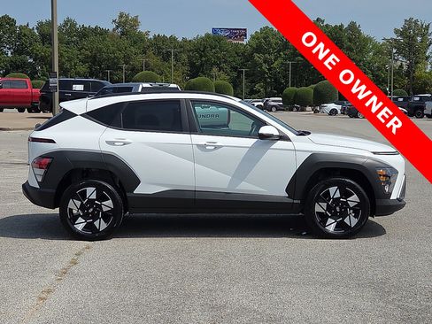 Used 2025 Hyundai Kona SEL AWD/4WD image 6