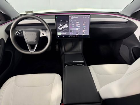 Used 2025 Tesla Model 3 Long Range image 12