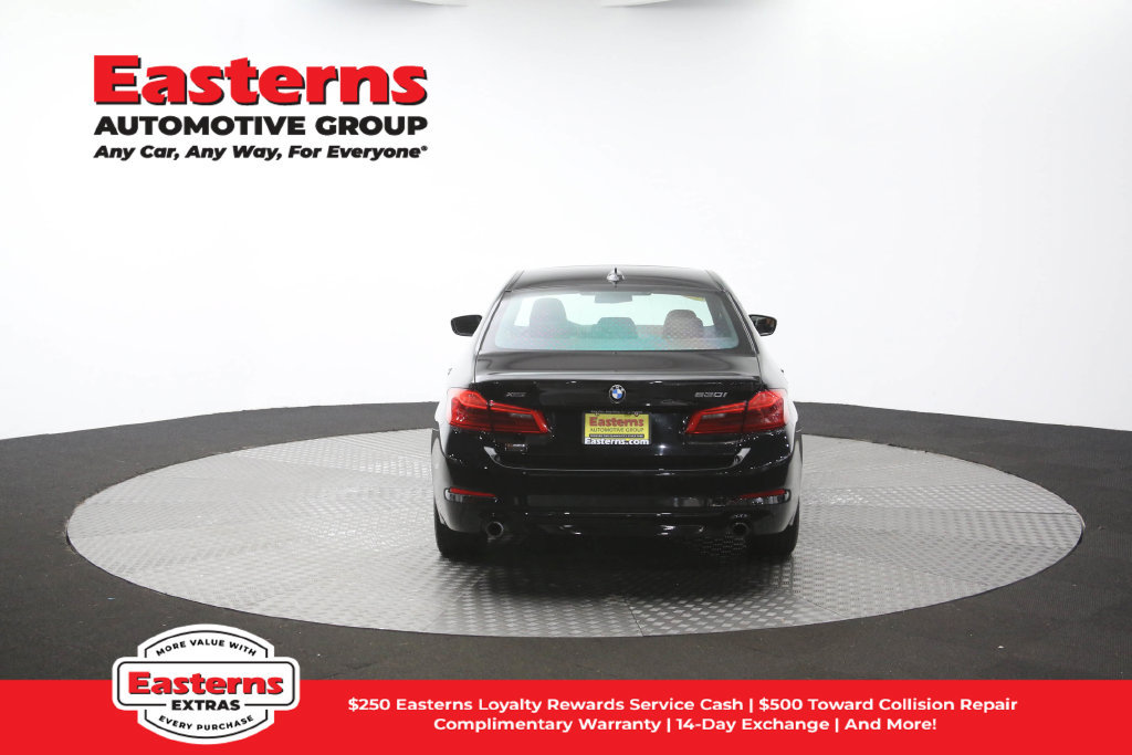Used 2018 BMW 530i xDrive AWD/4WD image 40