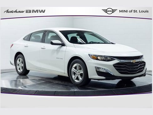Used 2024 Chevrolet Malibu LT image 1
