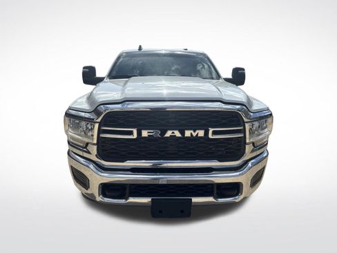 Used 2024 RAM 3500 Tradesman w/ Chrome Appearance Group AWD/4WD image 11