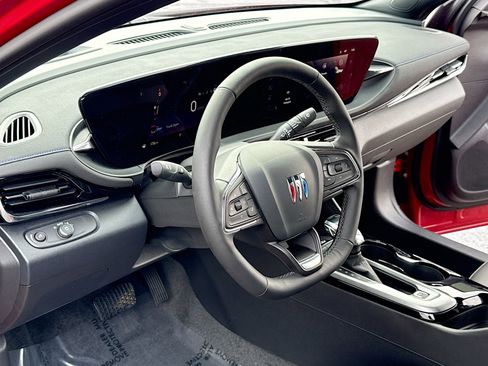 Used 2026 Buick Envista Sport Touring w/ Convenience I Package image 4