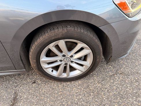 Used 2020 Volkswagen Passat 2.0T SE image 14