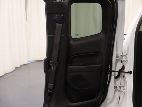 Used 2016 Chevrolet Colorado W/T image 15