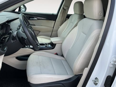 Used 2023 Buick Envision Preferred FWD image 9