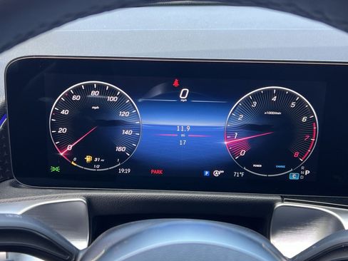 New 2026 Mercedes-Benz GLB 250 4MATIC image 22