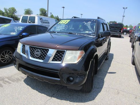 Used 2006 Nissan Pathfinder SE w/ (P01) Se Premium Pkg AWD/4WD image 1