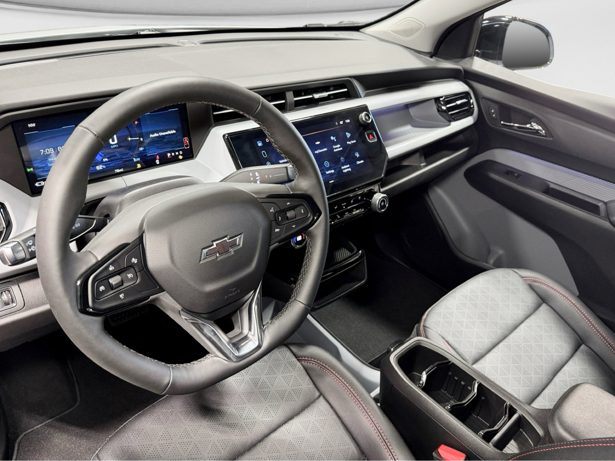 Used 2027 Chevrolet Bolt RS FWD image 20