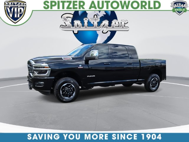 Used 2025 RAM 3500 Laramie AWD/4WD image 7