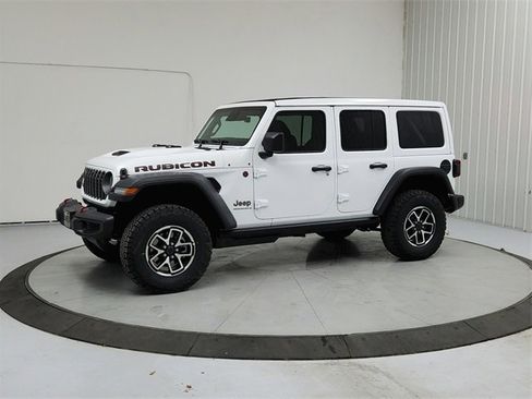 New 2026 Jeep Wrangler Unlimited Rubicon w/ Technology Group image 3