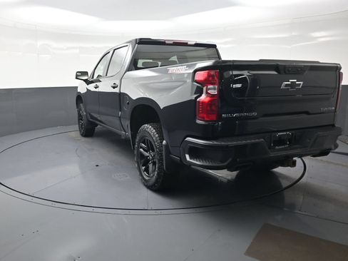 Used 2025 Chevrolet Silverado 1500 Custom Trail Boss AWD/4WD image 5