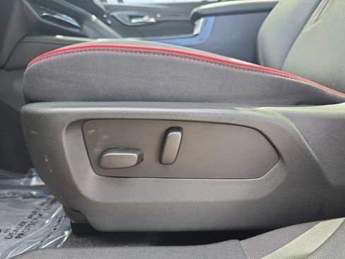 Used 2023 Buick Envision Essence w/ Technology Package I AWD/4WD image 28