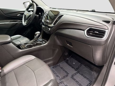 Used 2023 Chevrolet Equinox Premier AWD/4WD image 34
