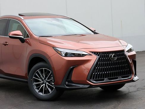 New 2026 Lexus NX 350 AWD image 2