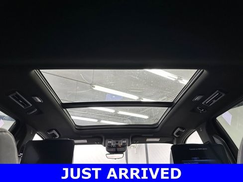 Used 2023 Cadillac Escalade Sport image 22