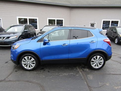 Used 2018 Buick Encore Preferred FWD image 2