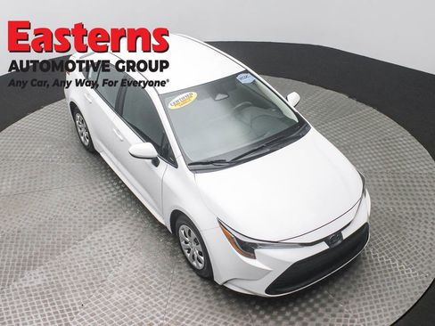 Used 2024 Toyota Corolla LE image 3