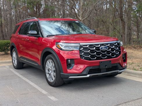 New 2026 Ford Explorer Platinum image 2