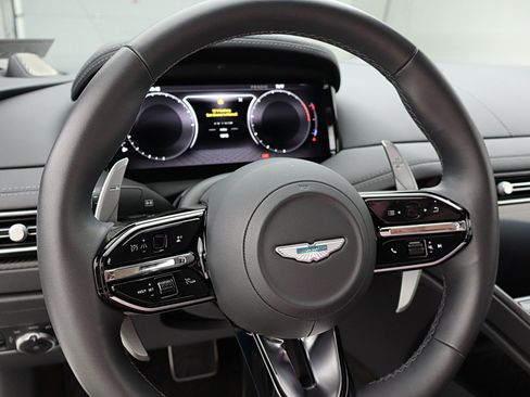 Used 2024 Aston Martin DB12 Coupe RWD image 26