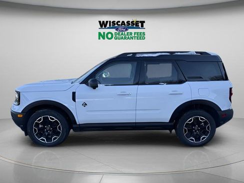 Used 2025 Ford Bronco Sport Outer Banks w/ Outer Banks Tech Package+ image 2