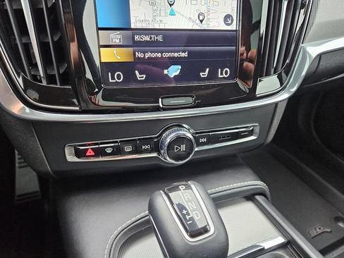 Used 2020 Volvo S90 T6 R-Design AWD/4WD image 27