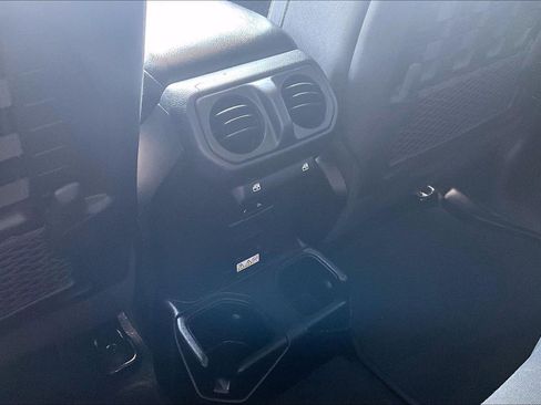 Used 2020 Jeep Wrangler Unlimited Rubicon AWD/4WD image 33