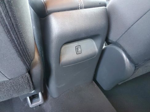 Used 2024 Nissan Sentra SV w/ Trunk Package image 12