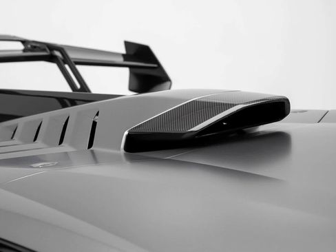 Used 2022 Lamborghini Huracan STO RWD image 42