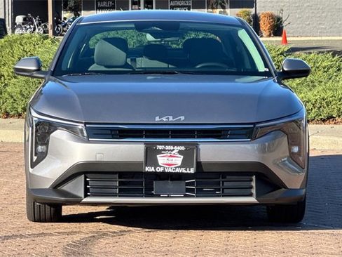 New 2025 Kia K4 EX image 9