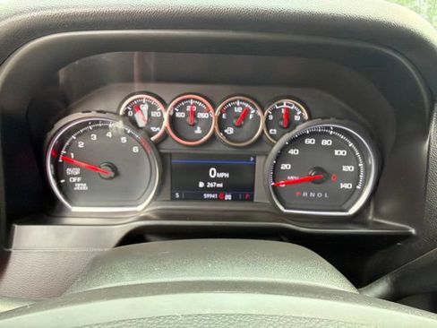 Used 2021 Chevrolet Silverado 1500 LT AWD/4WD image 18