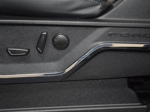 Used 2024 Ford F350 Lariat w/ Sport Appearance Package image 43