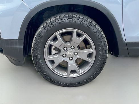 Used 2024 Honda Passport TrailSport image 32