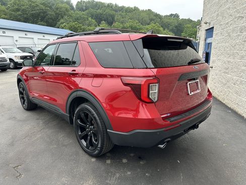 Used 2023 Ford Explorer ST-Line w/ Class IV Trailer Tow Package AWD/4WD image 5