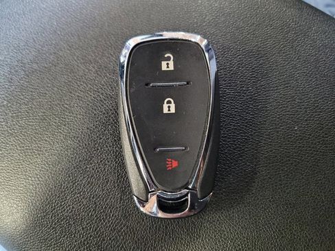 Used 2022 Chevrolet Equinox LT FWD image 32
