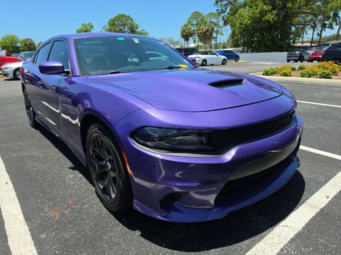 Used 2019 Dodge Charger GT RWD image 3