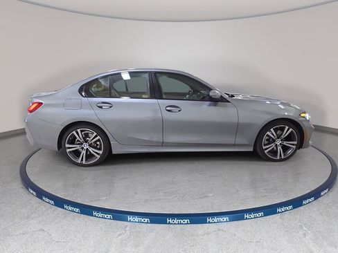 Used 2023 BMW 330i Sedan w/ Parking Assistance Package RWD image 6