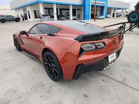 Certified 2016 Chevrolet Corvette Z06 w/ 3LZ Preferred Equipment Group image 6