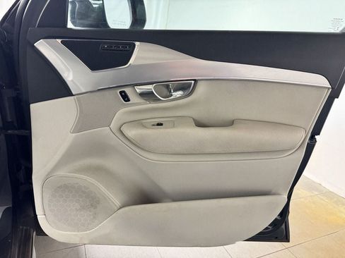 Used 2016 Volvo XC90 T6 Momentum AWD/4WD image 17