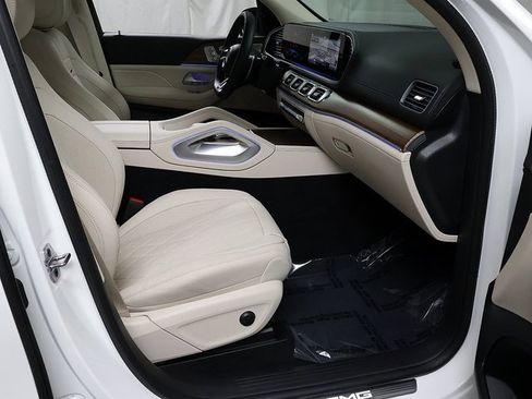 Certified 2026 Mercedes-Benz GLE 53 AMG 4MATIC image 38