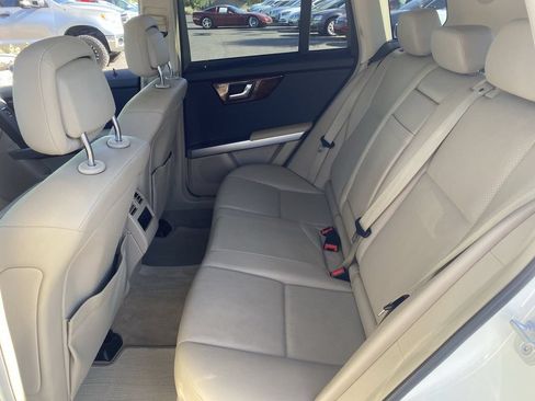 Used 2010 Mercedes-Benz GLK 350 4MATIC image 15