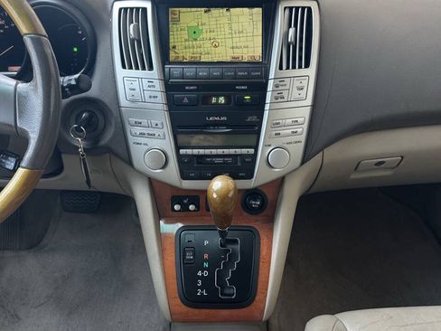 Used 2004 Lexus RX 330 FWD image 11
