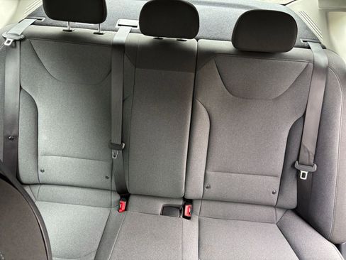 Used 2025 Kia K4 FWD image 33