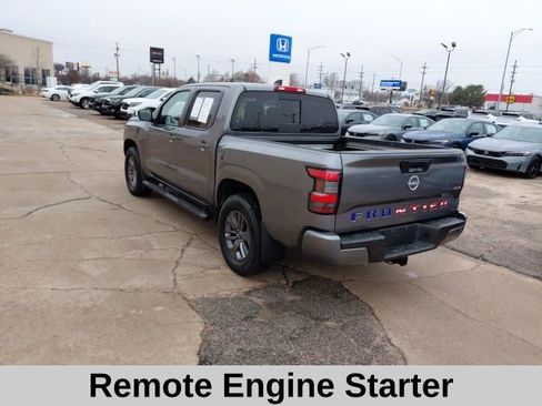 Used 2025 Nissan Frontier SV w/ SV Convenience Package image 7