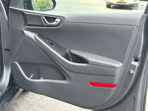 Used 2019 Hyundai Ioniq SEL FWD image 12